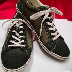 Women's Taos Retro Star sneakers